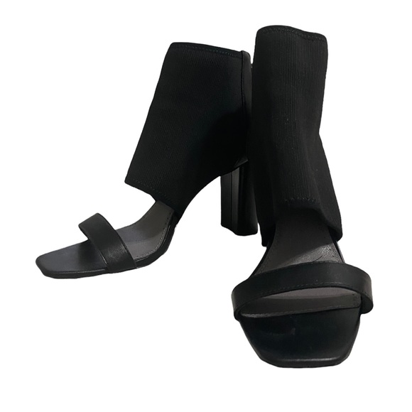 Adrienne Vittadini open toes block heels size 8.5